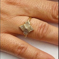 10K Solid Gold Diamonds 💎 Wedding Ring Size 7