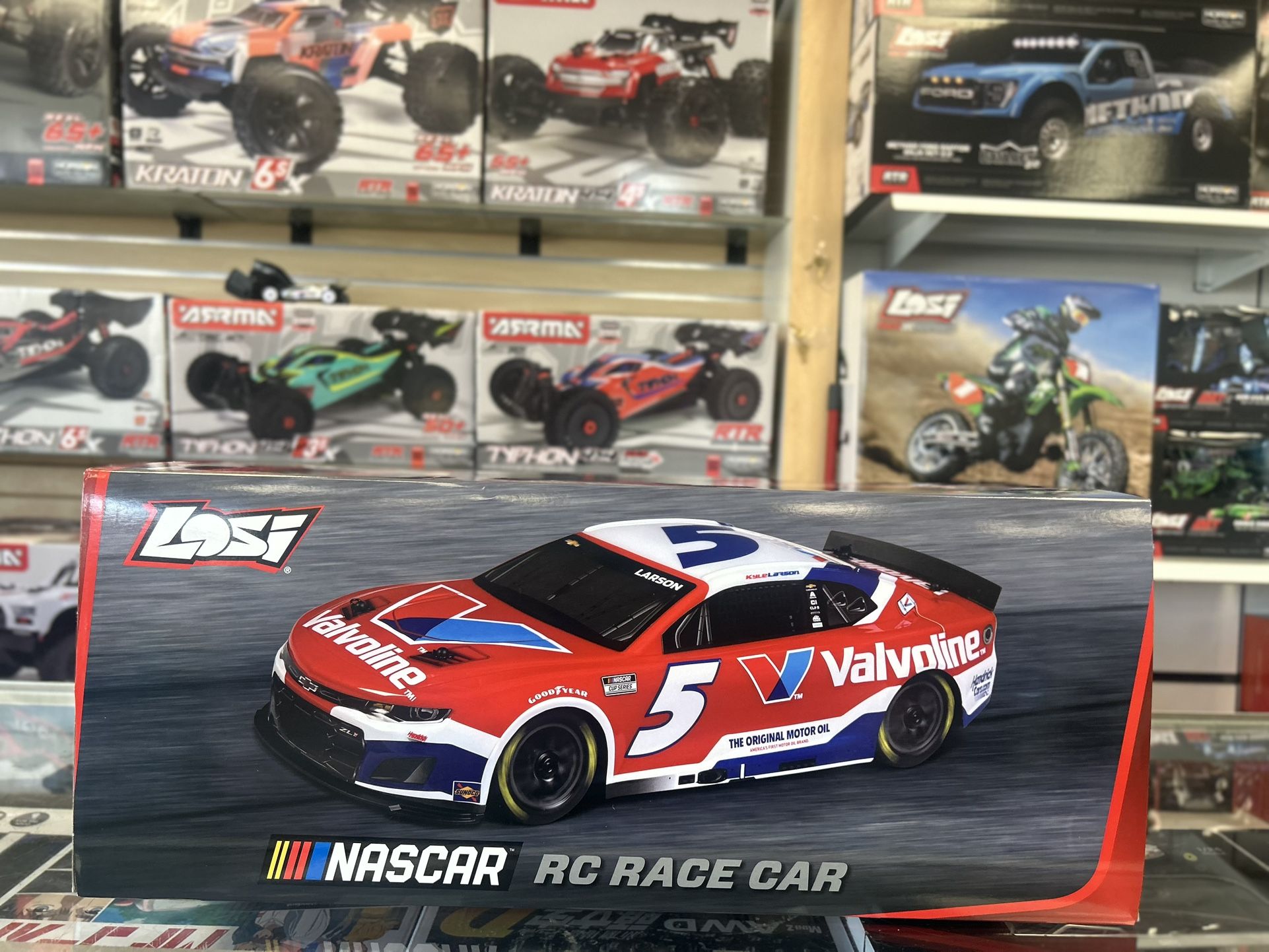 Losi NASCAR Valvoline #5 1/12 RC Car RTR Battery & Charger Combo. (PRE ORDER TO PICK UP 06/27/25)