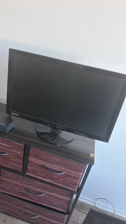 Lenovo 24” monitor  1080p