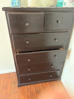 Solid Wood 5-Drawer Dresser – Dark Espresso – $175 OBO