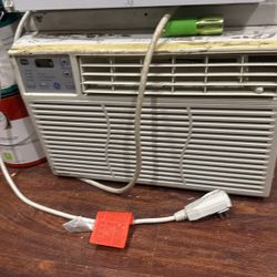 GE Air Conditioner 