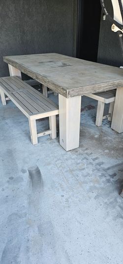 Concrete table 44x96