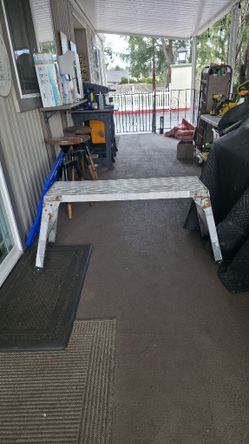 Aluminum work platform
