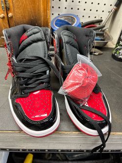 Nike men’s shoes size 5