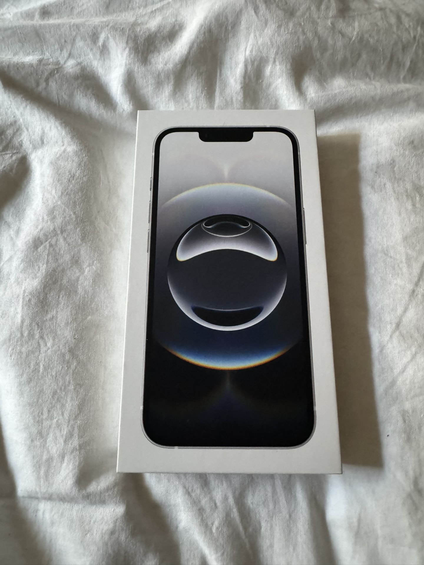 iPhone 16e