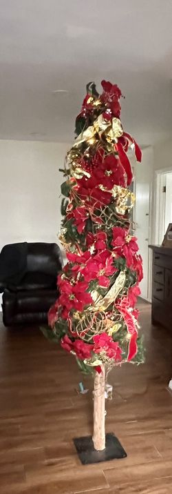 Pre Lit Christmas Tree 