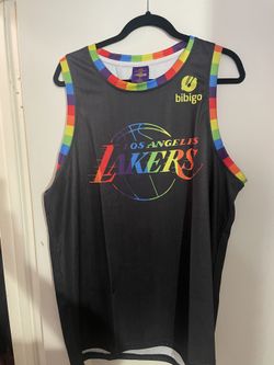 New Lakers Basketball Shirt Size XL 