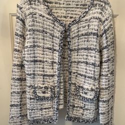 Sioni-size Medium  Ladies White/gray textured Cozy sweater cardigan