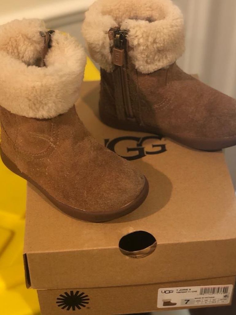 Girl UGG Boots Size 7