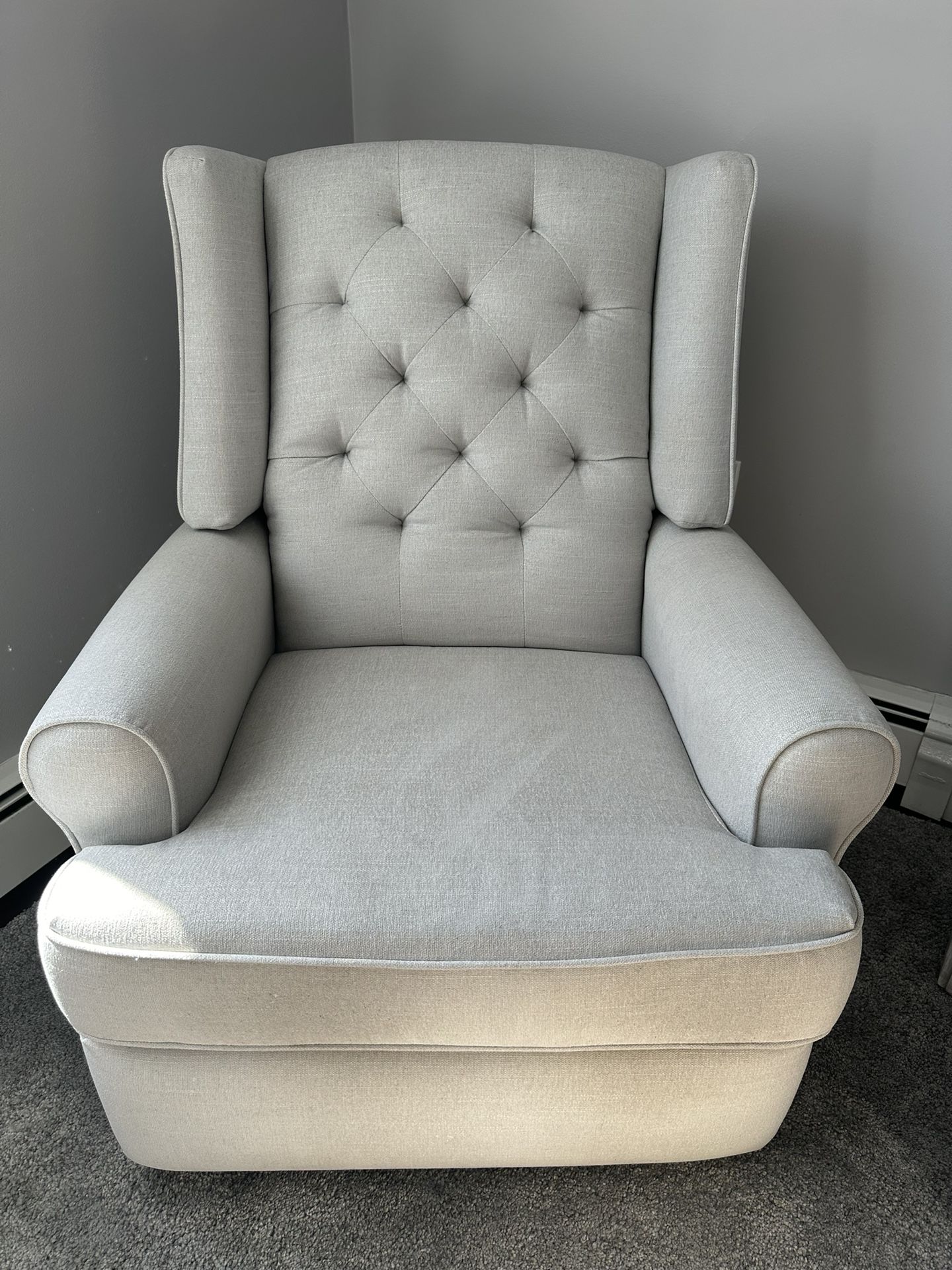 🌟 For Sale: Grey Swivel Reclining Glider - Perfect for Your Nursery! 🌟