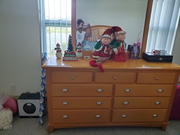 Queen size bedroom set for Sale in Orlando, FL - OfferUp