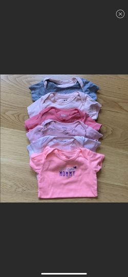 Bundle of 6 baby girl onesies. Size 9M