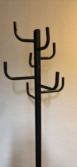 Perchero De Pie negro ,de Metal Y Cuenta Con 8 Ganchos Curvos Para Colgar Ropa,sombreros ,bolsos Y Abrigos