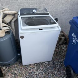 Whirlpool Washer 2-1 Removable Agitator