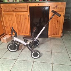 NEWYOO Tricycle For Toddlers 