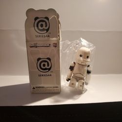 Bearbrick 100% Series 44