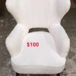 Lounge chair. white
