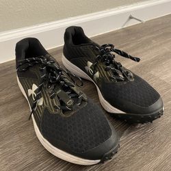 Under Armor Turf Baseball Shoes