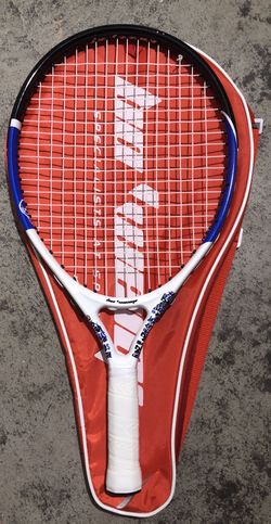 Tennis racket