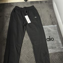 Alo Sweatpants 