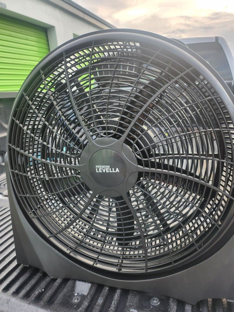 Ventilador De Piso Nuevo De Paquete