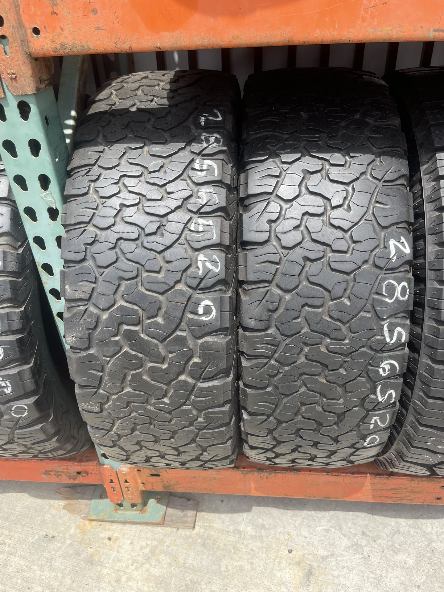 Used Tires Pair