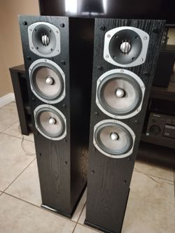 Energy reference connoisseurs rc-30 floor standing speaker pair.