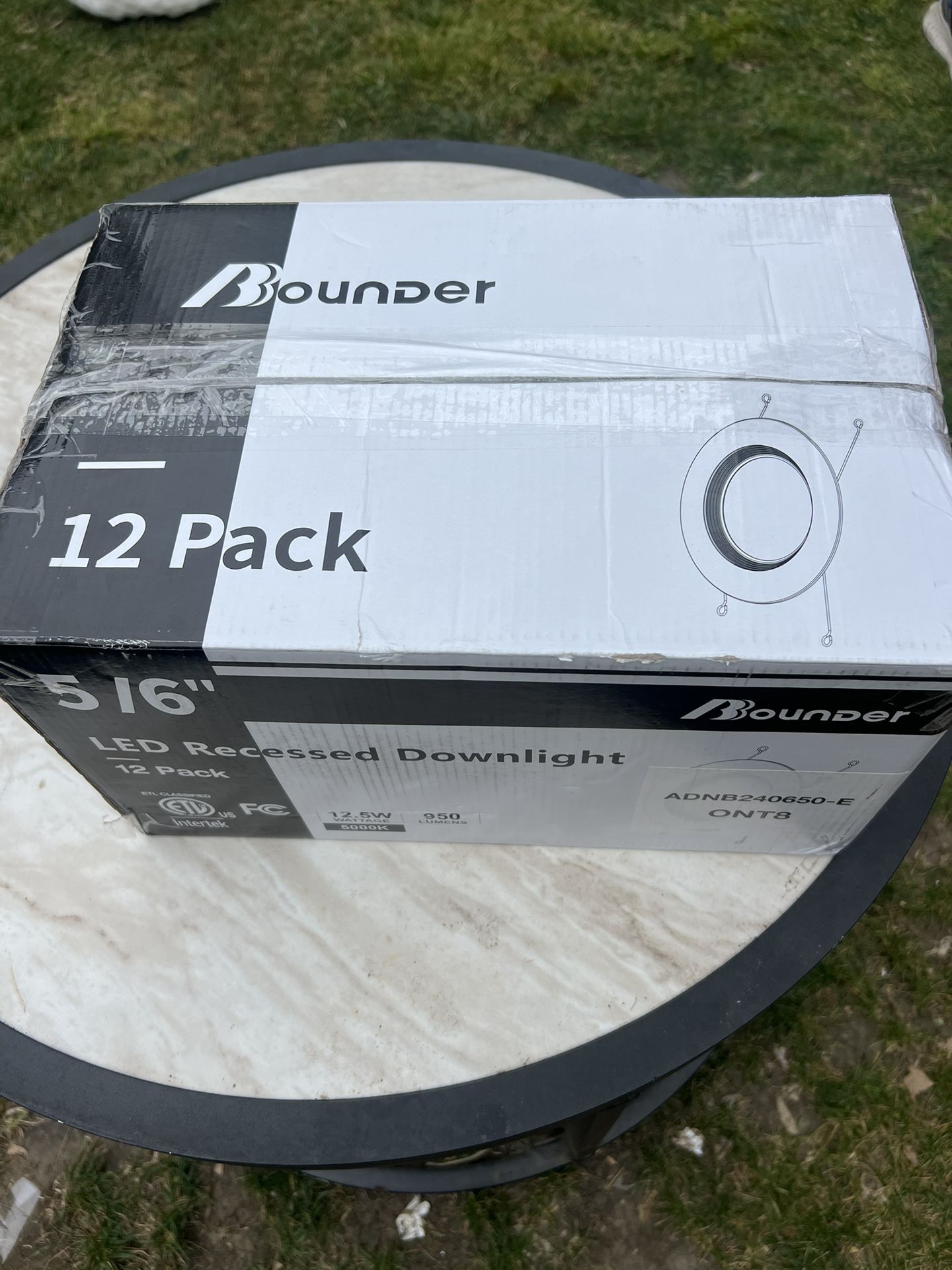 BBOUNDER 12 Pack 5/6 Inch LED Recessed Downlight, Baffle Trim, Dimmable, 12.5W=100W, 5000K Daylight, 950 LM, Damp Rated, Simple Retrofit Installation 