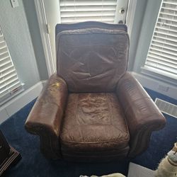 FREE Couches 