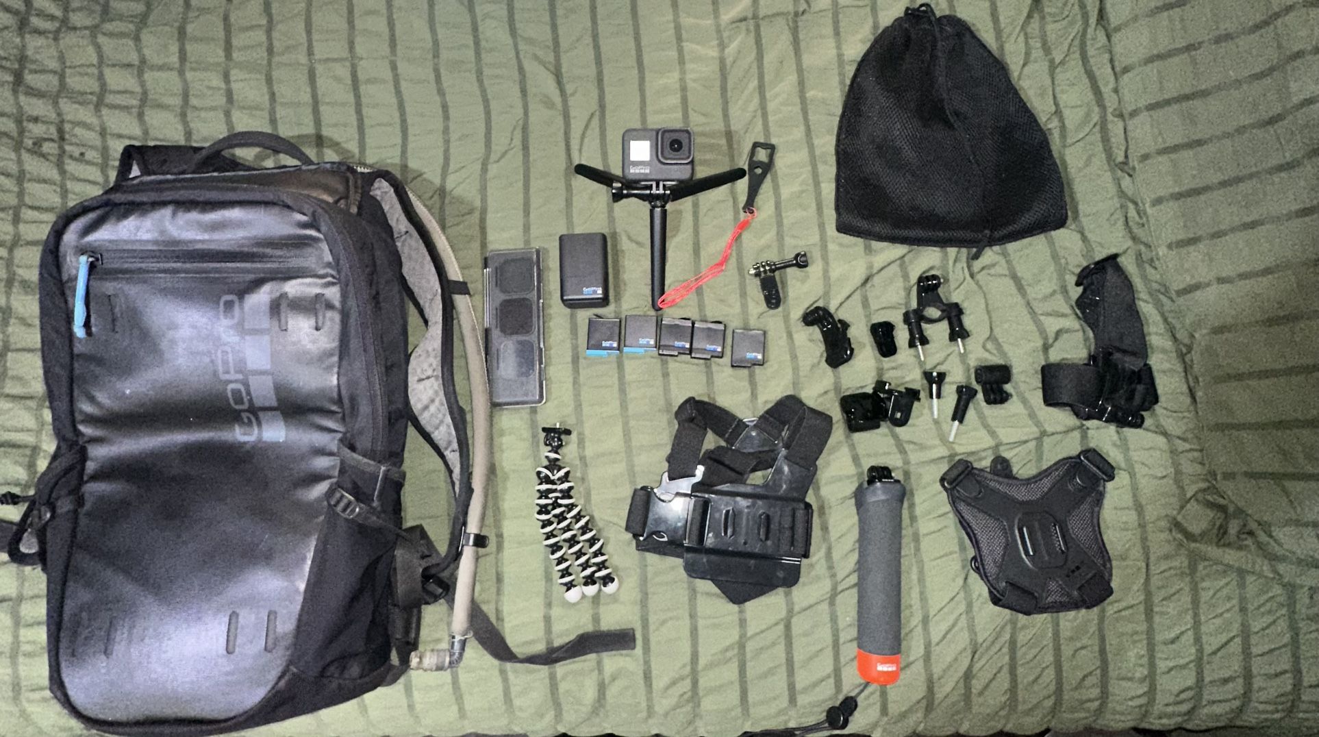 GoPro Hero 8 Black Beginner Kit + Camera