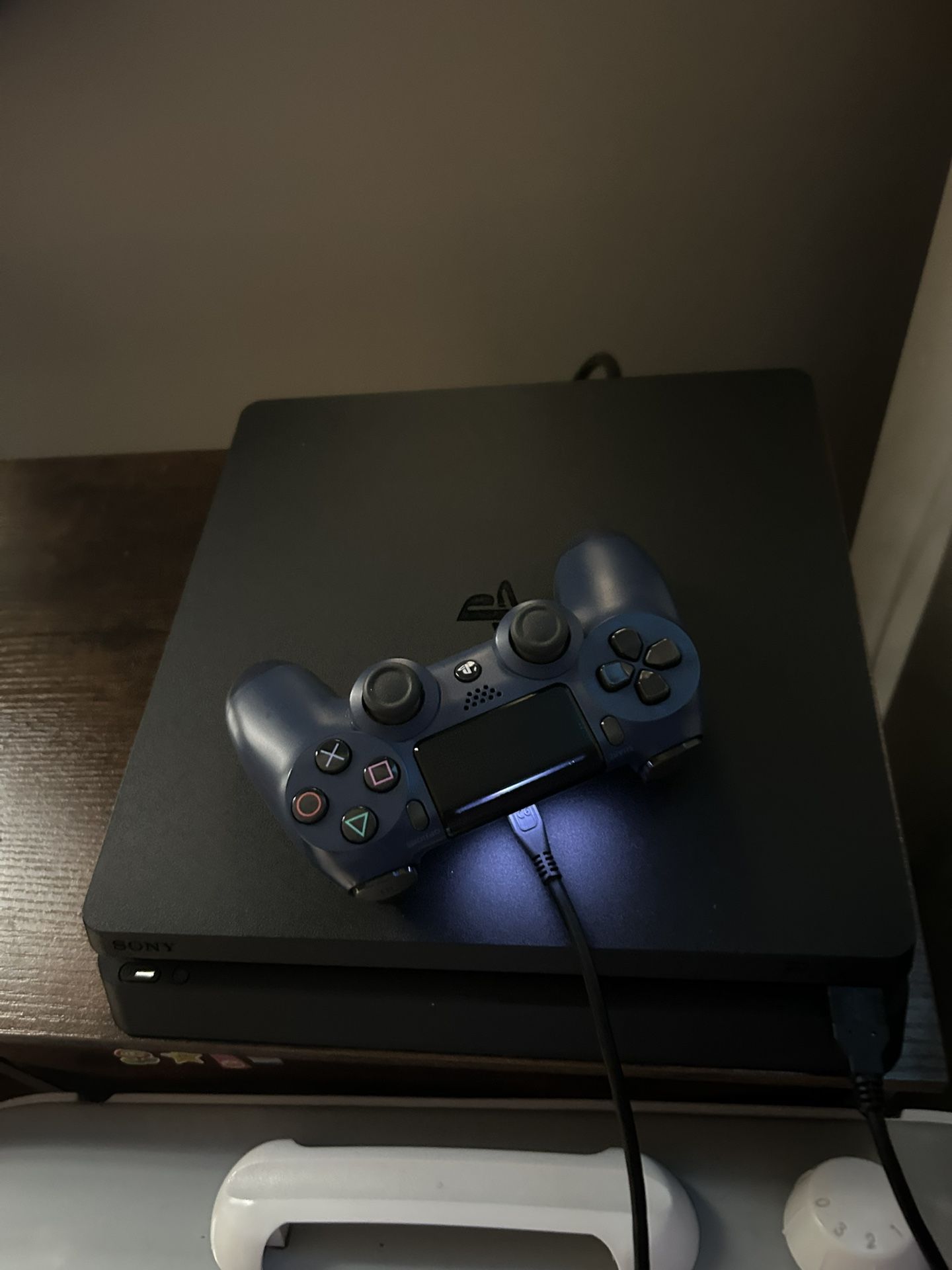 PS4 Slim