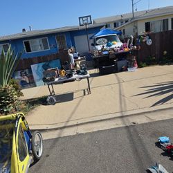 Yard Sale Today Saturday 25th  1017 12th St IB Ca