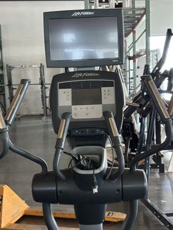 🔥 MULTIPLE LIFE FITNESS PLATINUM CLUB SERIES ELLIPTICAL CROSS-TRAINERS FOR SALE 🔥