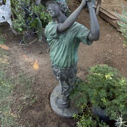 Golf Statue 
