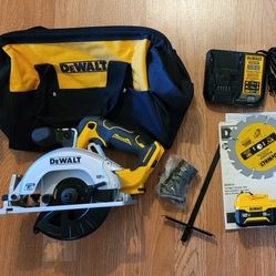 New Dewalt 12v Xtreme 5-3/8" Circular Saw Brushless Cordless Kit $150 Firm Pickup Only 