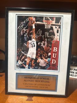 Shaquille O’Neal and Alonzo Mourning Center of Attention Memorbilia