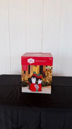 NEW 4 FT Penguins in Gift Christmas Inflatable