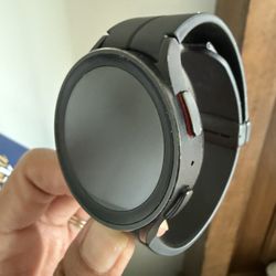 Samsung Galaxy Watch 5 Pro