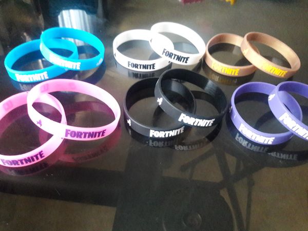 Fortnite Silicone Bracelets 12 Pcs Fortnite Party Decorations For Sale In Lakewood Ca Offerup - 