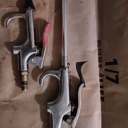 Air compressor nozzles