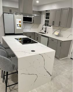 Custom Kitchen Cabinets