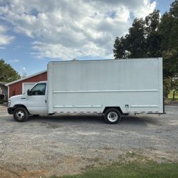 2018 Ford E Series 16’ Box Truck