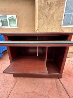 Free computer table