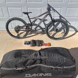 Specialized Stump Jumper Mountain Bike