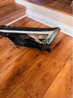 Lexus tx500h headlight drivers side