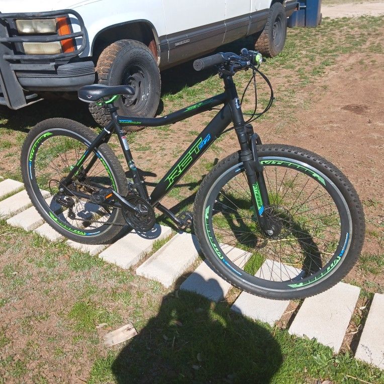 Genesis Rct Vitesse Genesis Bike Genesis RCT Men's Mountain Bike