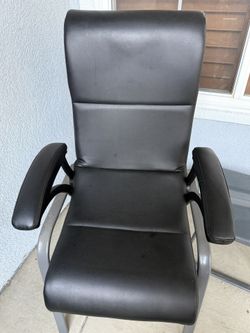 Rocker Gaming Chair With Audio