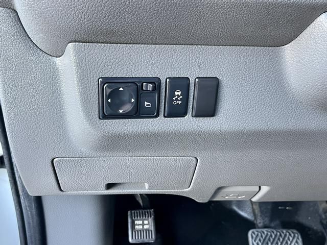 2017 Nissan NV2500 HD Cargo