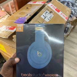 Beats By Dre Headphones 