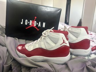 AIR JORDAN 11 RETRO